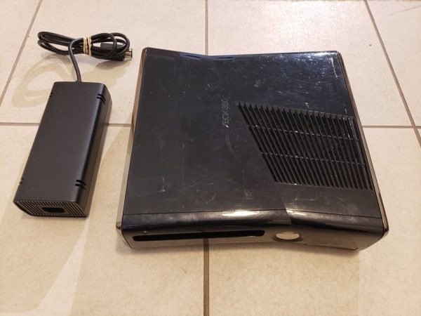 Xbox 360 with 2000+ Games Installed - Image 7